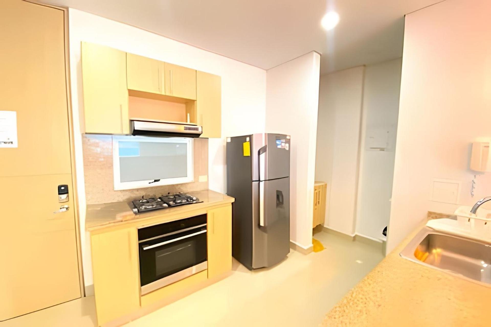 Apartamentos Reserva Del Mar - Frente Al Mar By Soho Санта Марта Екстериор снимка